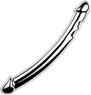 Slim yet sturdy, this metal double dildo feels smooth and delivers amazing sensations.