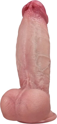 I love its realistic feel, perfect curve, and strong suction cup for hands-free fun.