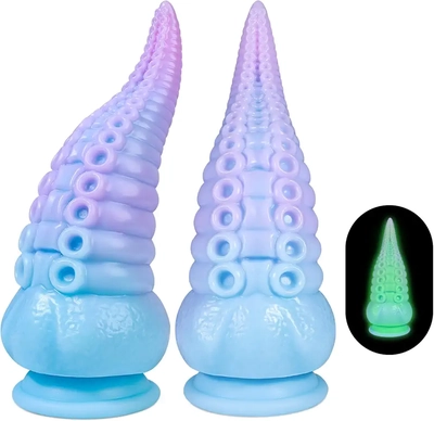 Amazing color, detailed texture, awesome suction, love this toy in my collection.